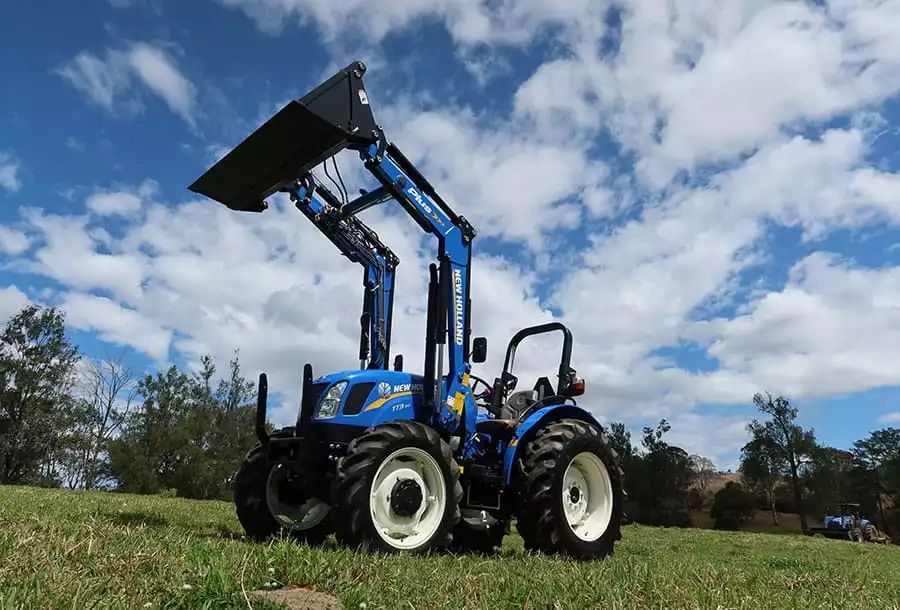 NEW HOLLAND TT3.50 TRACTOR NEW HOLLAND TT3.50 TRACTOR