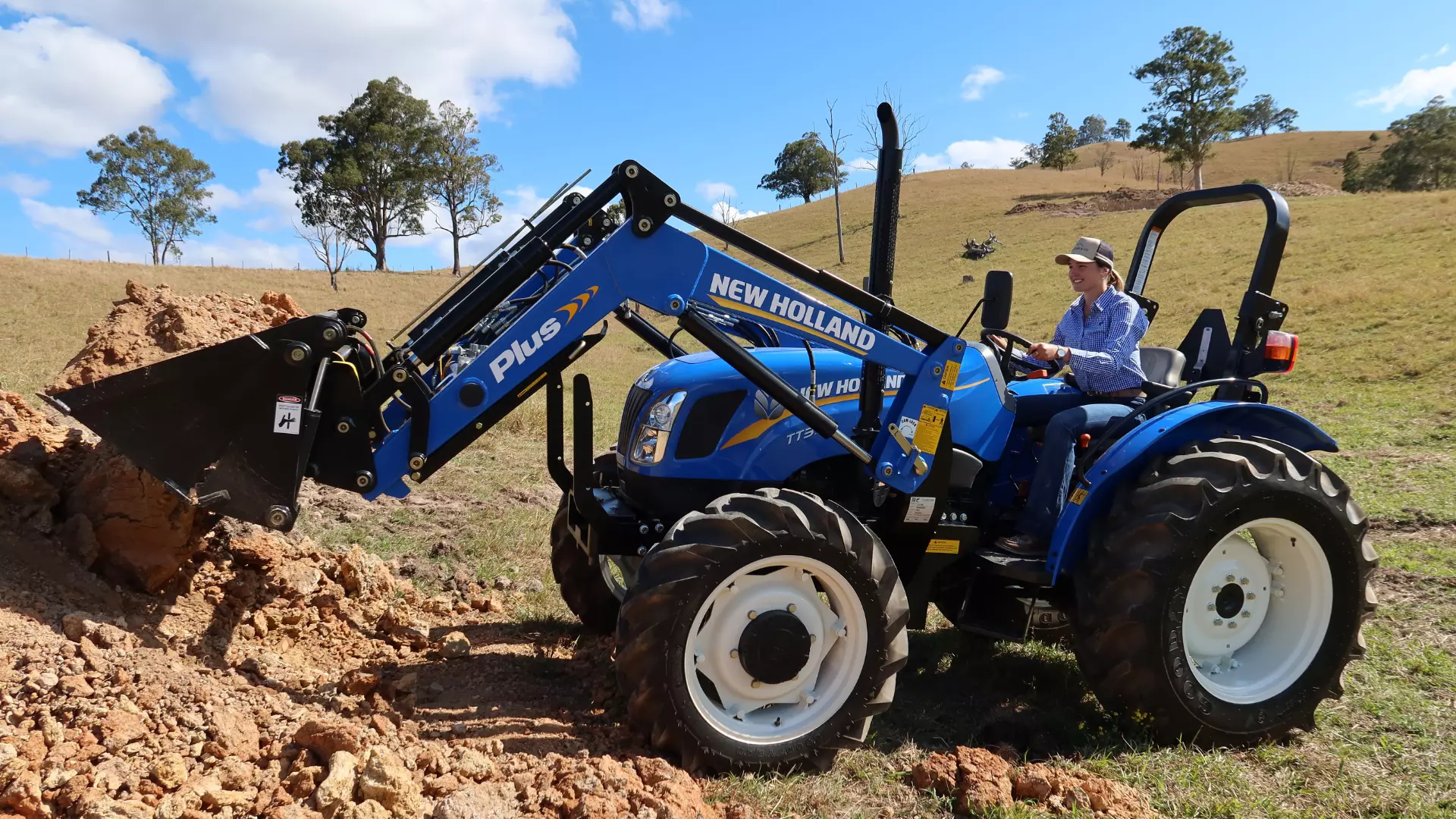 NEW HOLLAND TT3.50 TRACTOR